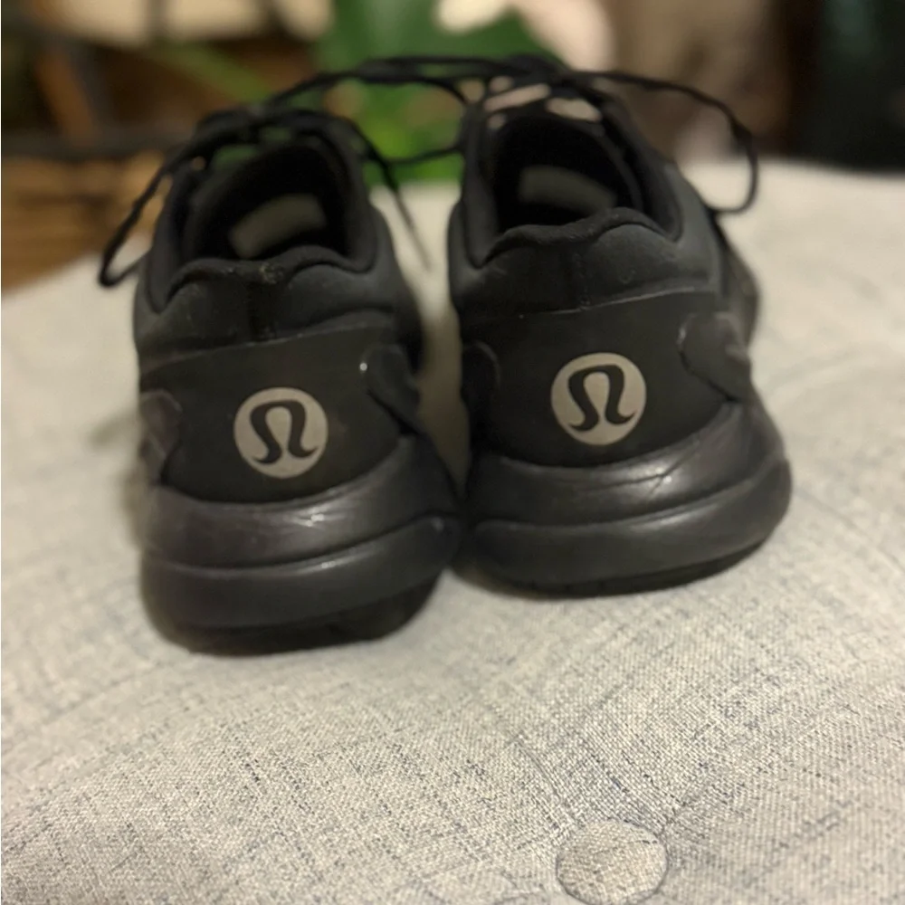 Lululemon Blissfeel Womens Running Shoe Black 8.5✨Retail $148 Same day Shipping - Picture 3 of 7